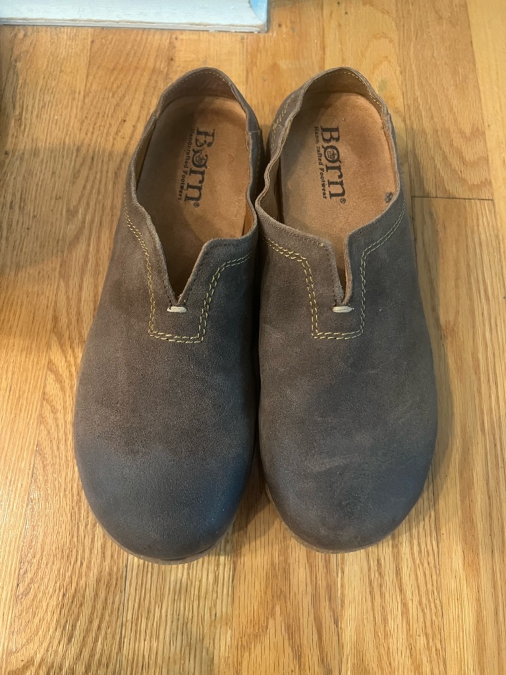 Born Seana Women's Suede Clog Shoes